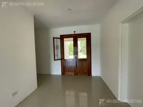 Casa 4 ambientes con 3 baños