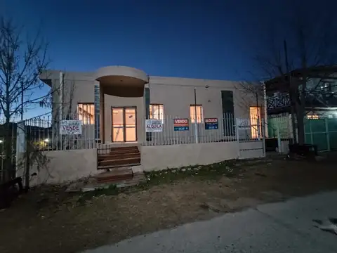 LOCAL COMERCIAL EN POTRERO DE LOS FUNES