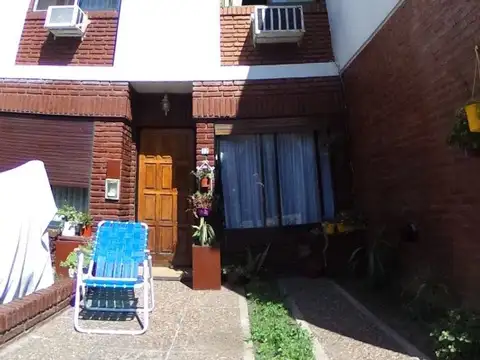 Depto Tipo Casa en Venta de 3 ambientes