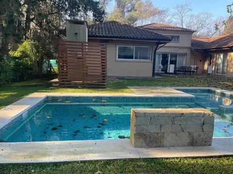 Sausalito, Pilar