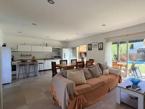 Casa en Venta en Carlos Spegazzini, USD 98.999