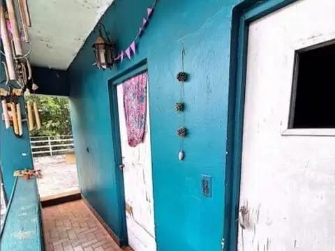 Casa 3 ambientes con 1 baño
