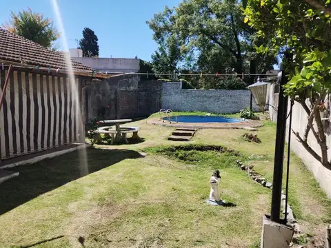 Casa 4 ambientes con 1 baño
