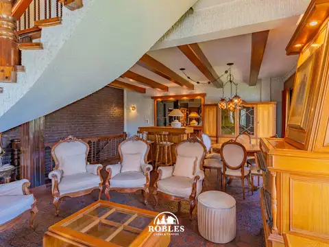 Casa 5 ambientes con 2 baños