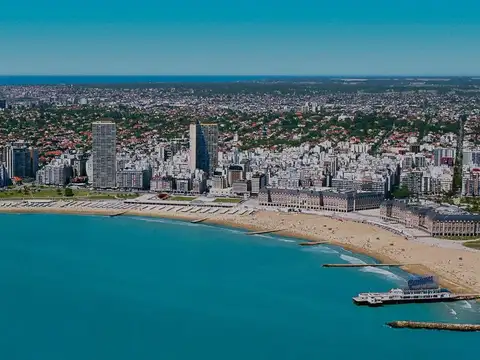 Departamento en Venta en Playa Grande, USD 238.000