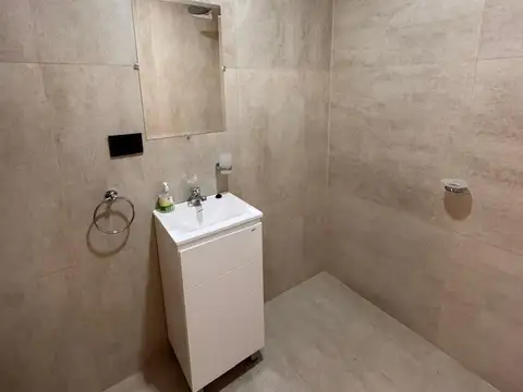 Departamento en Alquiler con 1 cocheras