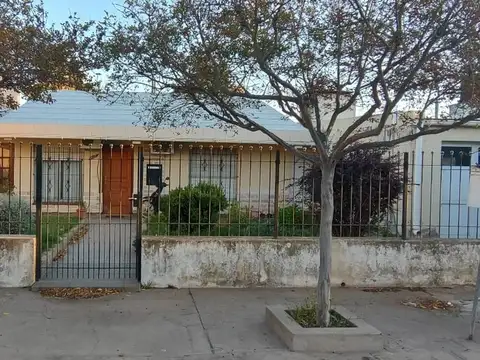 Casa + Departemento en M. Fiorucci 420