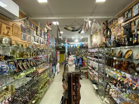 Excelente Artesania/Regaleria en la zona de San Nicolas.
