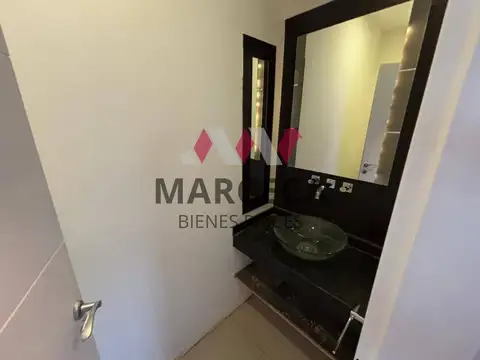 Casa en Alquiler al Este