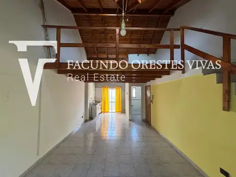 VENTA-PH-DOS AMBIENTES-SIN EXPENSAS-MATADEROS
