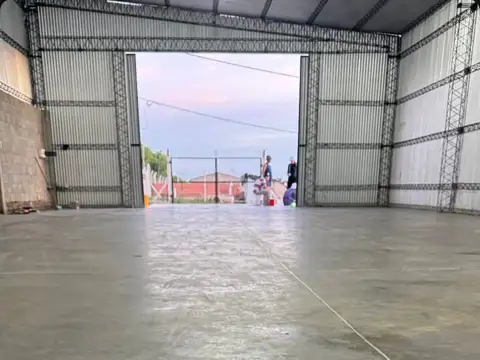 Galpon en Alquiler en Paracao, USD 750.000