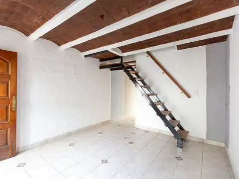 Depto Tipo Casa 3 ambientes con 1 baño