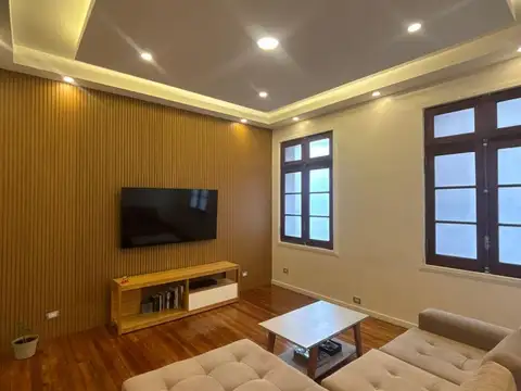 Venta Departamento Balvanera al frente - 4 ambientes con dependencia NUEVO