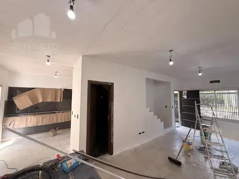 Casa 3 ambientes con 1 baño