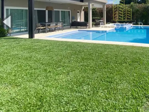 Casa en Venta en Haras Santa Maria, USD 320.000