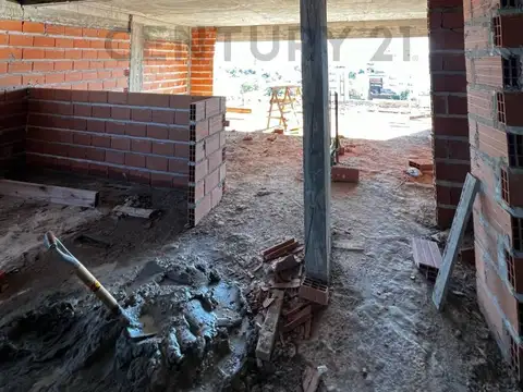 Departamento 4 ambientes con 3 baños