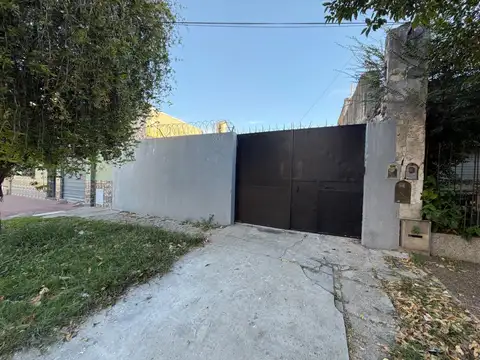 Galpon en Alquiler en Wilde, $ 1.050.000