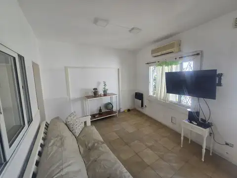 Depto Tipo Casa en Alquiler de 2 ambientes