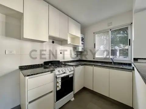 Balcarce 1500, Piso 1