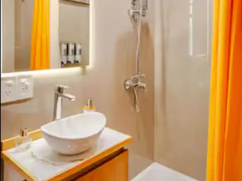 Departamento 4 ambientes con 4 baños