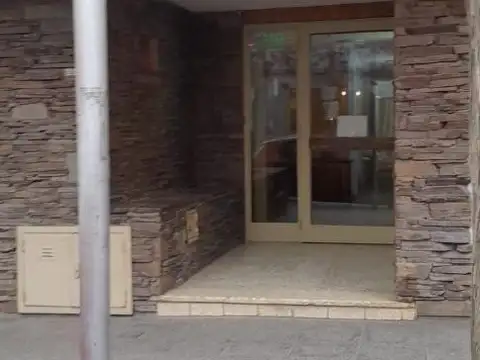 VENDE NEUQUEN CENTRO DPTO 2 DORMIT