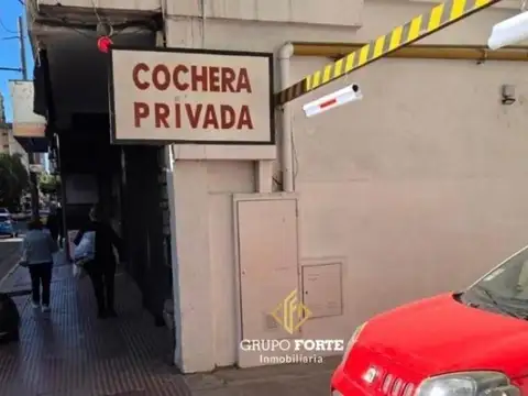 Cochera Centrica Complejo Domingo