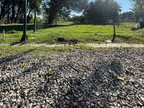Terreno en Venta en Alberdi, USD 15.000