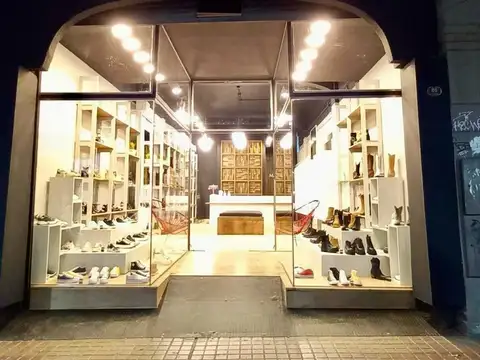Local en Venta 35 años