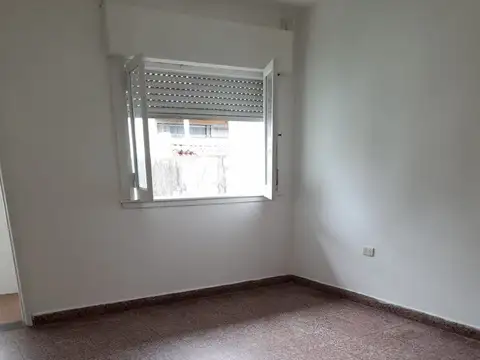 Depto Tipo Casa en Venta de 2 ambientes