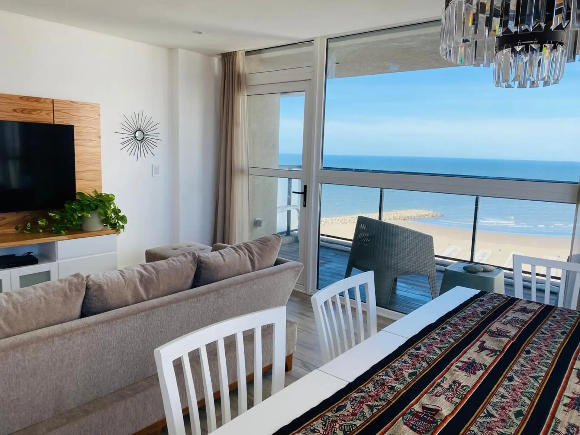 Departamento 3 amb, 102m² con cochera y vista al mar — Playa Varese