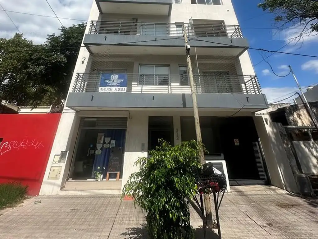 Calle 69 300