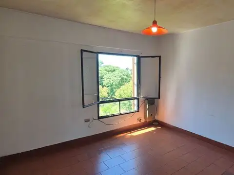 Avenida Centenario, Quilmes 3900