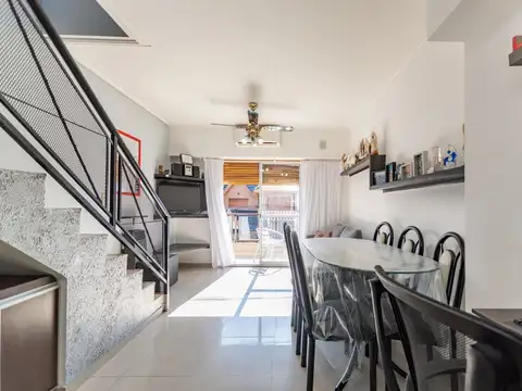 VENTA-PH CON PATIO PARILLA Y TERRAZA-APTO CREDITO