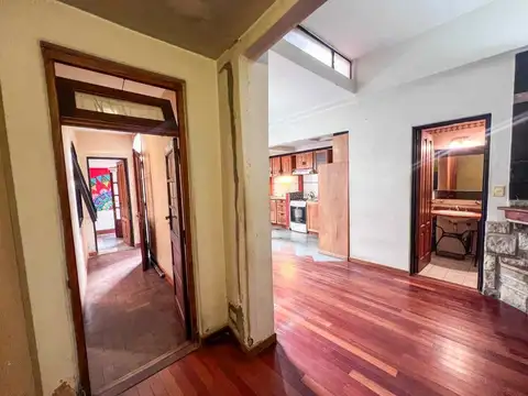 Depto Tipo Casa en Venta en Monte Castro, USD 184.900