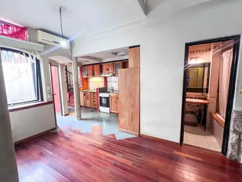 Depto Tipo Casa en Venta 35 años