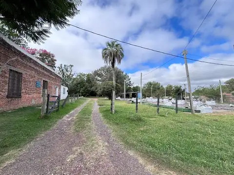 CANCHA DE FUTBOL CON GRAN TERRENO EN GUICHON