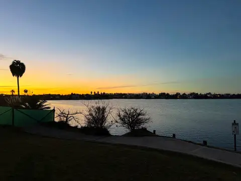 Departamento en Venta en Vila Vela 2 dormitorios, Villanueva 100