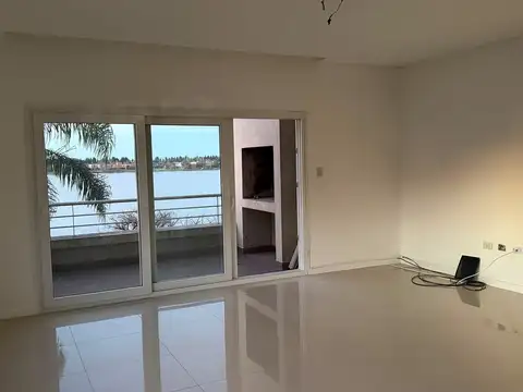 Departamento en Venta con 2 cocheras