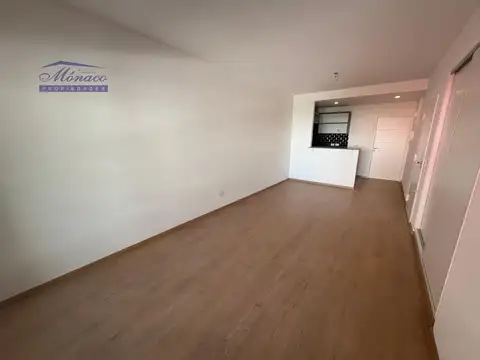 Departamento en Alquiler con 1 cochera