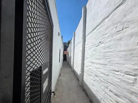 Venta PH  Villa Maipu 2 amb y medio con terraza propia  Apto credito Ricardo  Guiraldes 1300 Piso 0