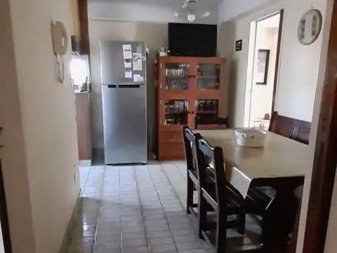 Departamento 4 ambientes con 2 baños