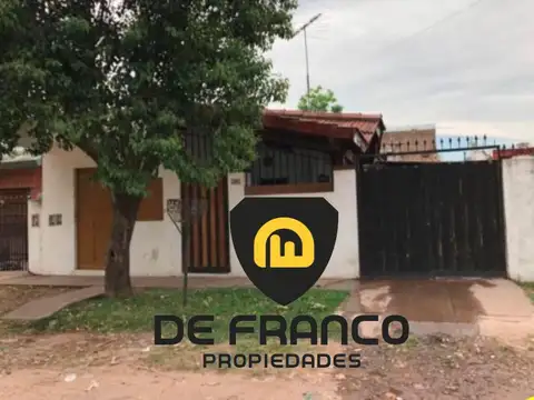 CASA EN VENTA SAN MIGUEL - 3 AMBIENTES MAS DEPTO
