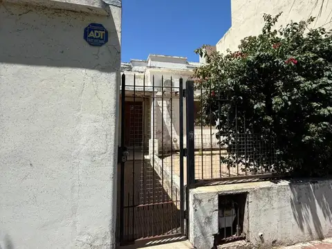 CASA CENTRICA A RECICLAR