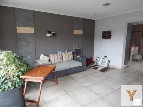 Casa en venta - 2 dormitorios 1 baño 1 toilette - 460 mts2 - Tandil