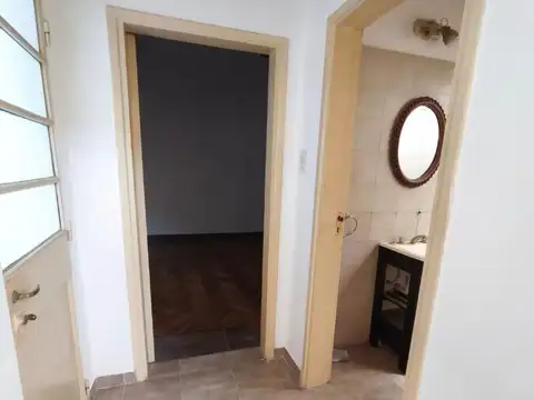 SE ALQUILA PH DOS AMB