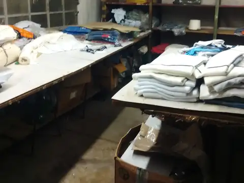 Depósito o taller textil 300 m2