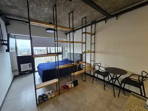 Monoambientes en piso 18 en pleno Caballito