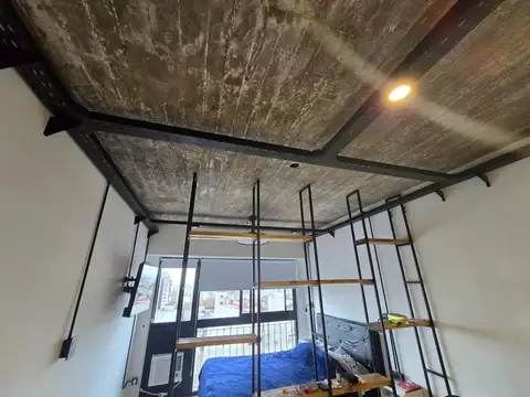 Monoambientes en piso 18 en pleno Caballito