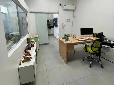 Local en Venta Via Pública
