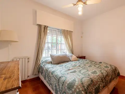 VENTA CASA 4 AMB HAEDO SUR - LOTE 10x17.96 C/COCH Y PARQUE